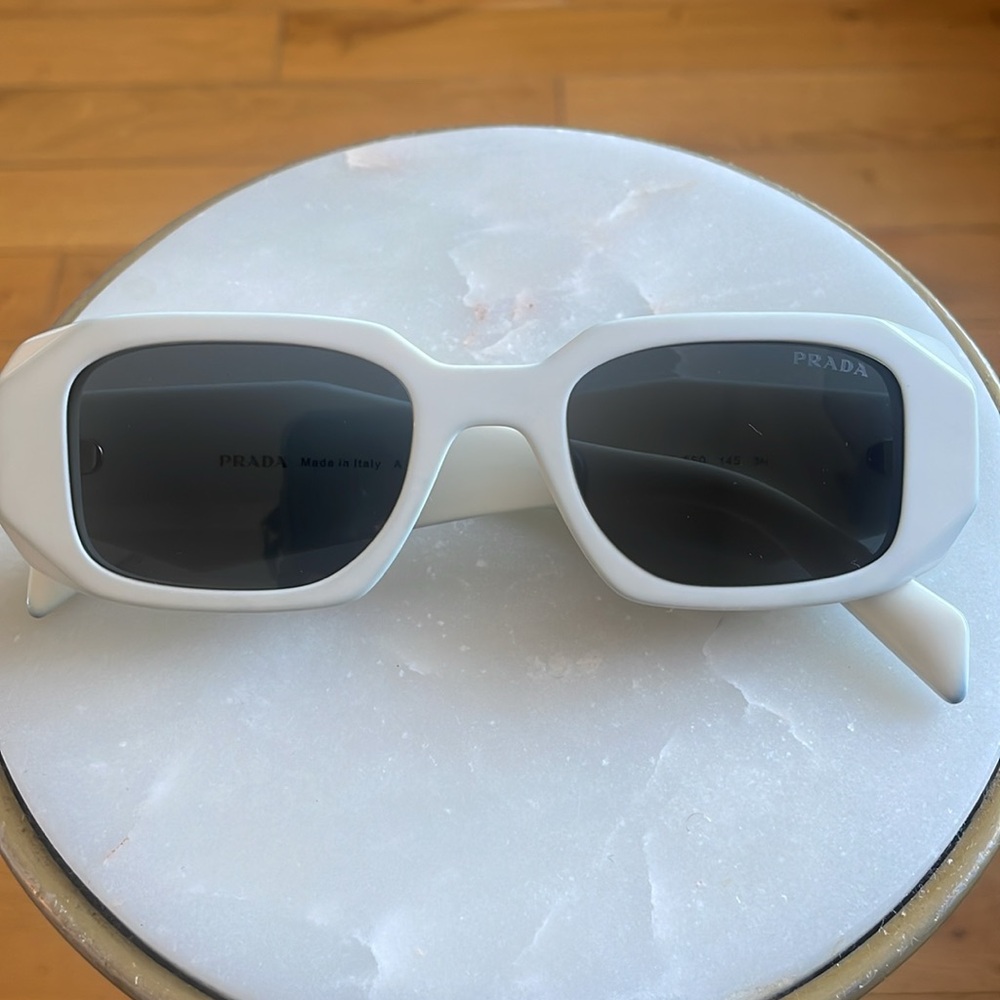 PRADA PR 17WS White Rectangle Sunglasses